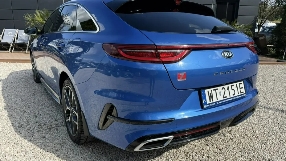 KIA ProCeed -