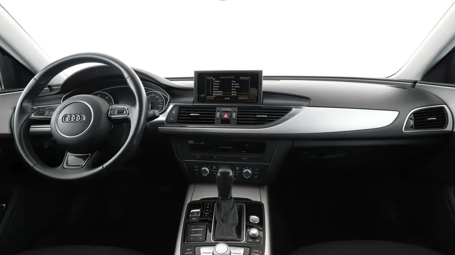 AUDI A6 -
