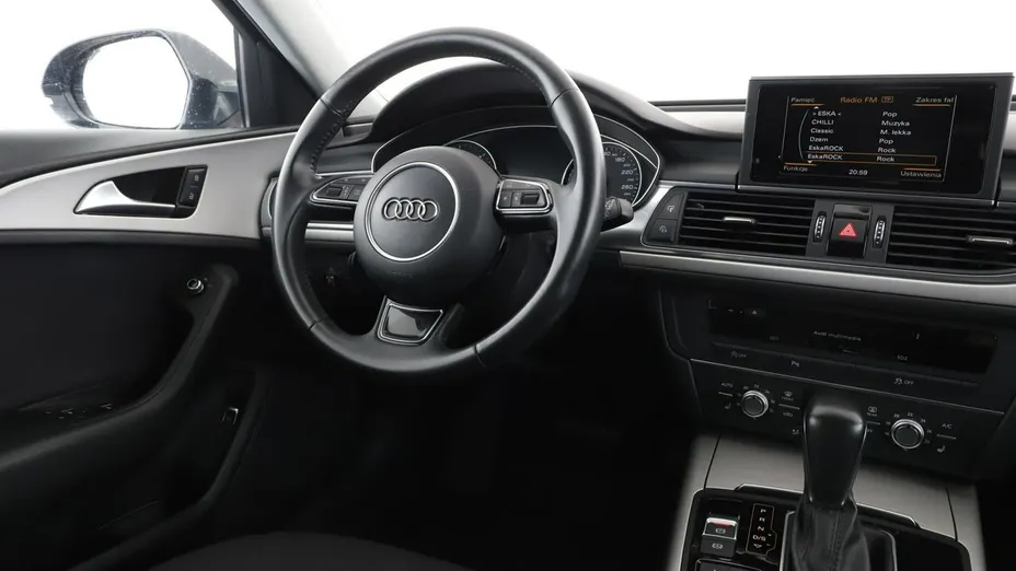 AUDI A6 -