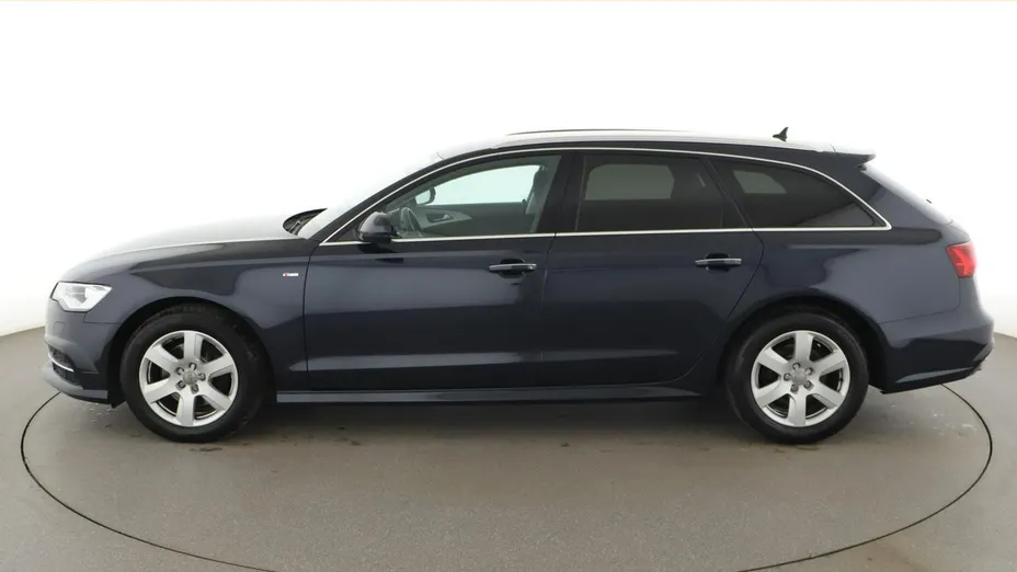 AUDI A6 -