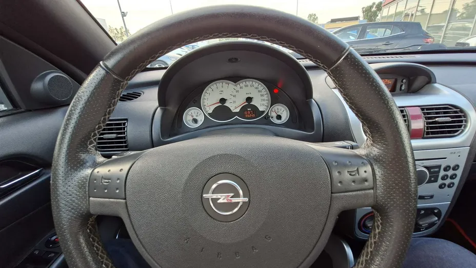OPEL Tigra -