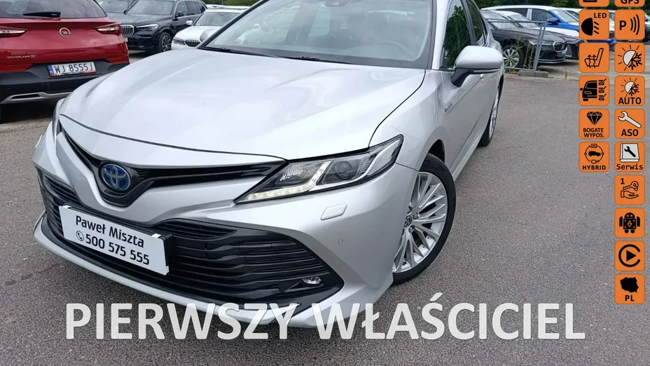 TOYOTA Camry -