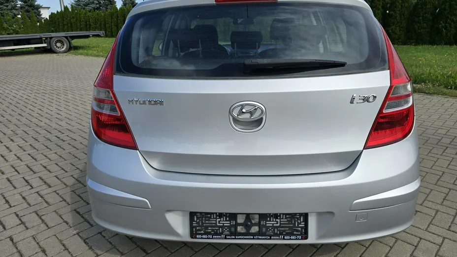 HYUNDAI i30 -