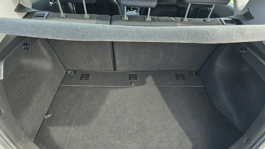 HYUNDAI i30 -