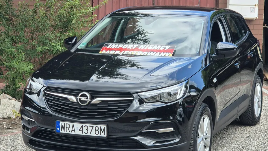 OPEL Grandland X -