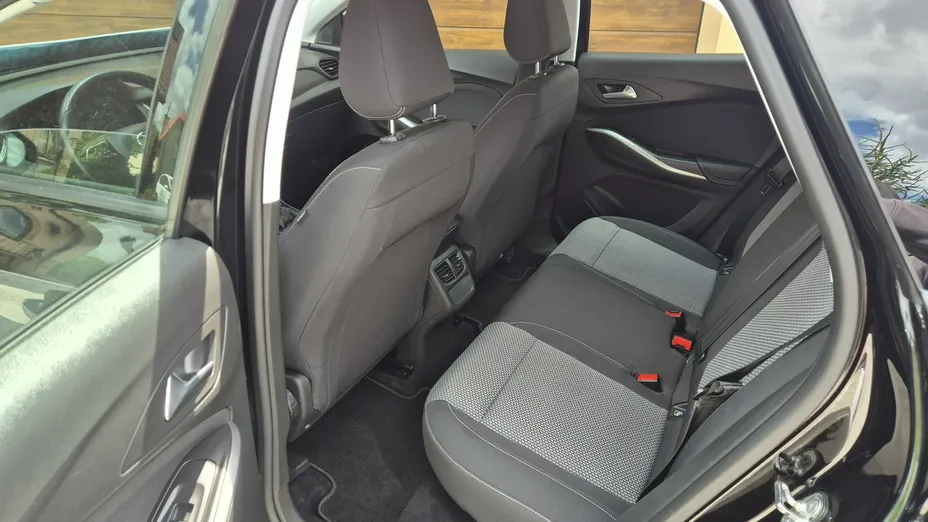 OPEL Grandland X -
