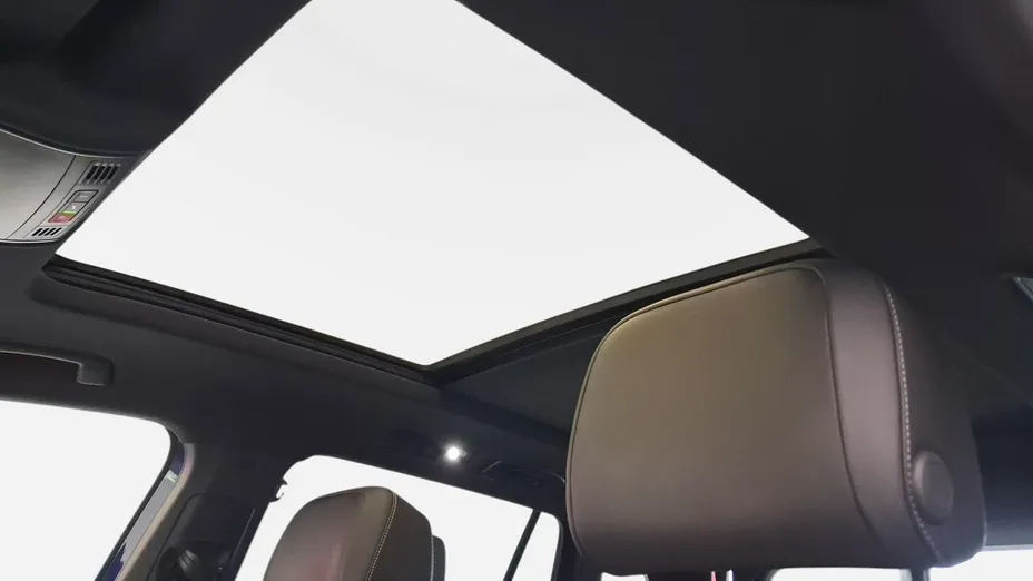 VOLKSWAGEN Tiguan -
