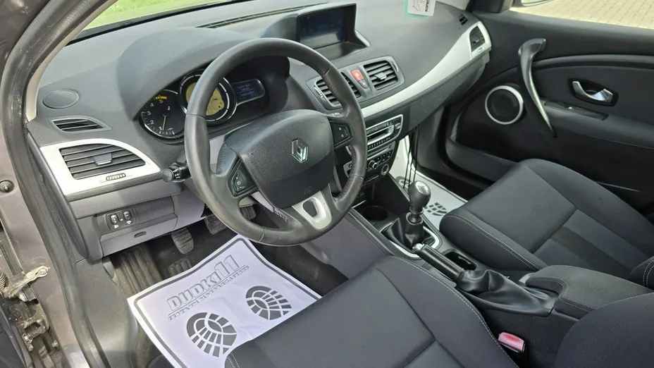 RENAULT Megane -