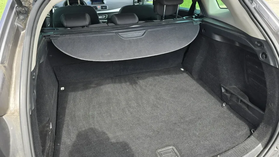 RENAULT Megane -