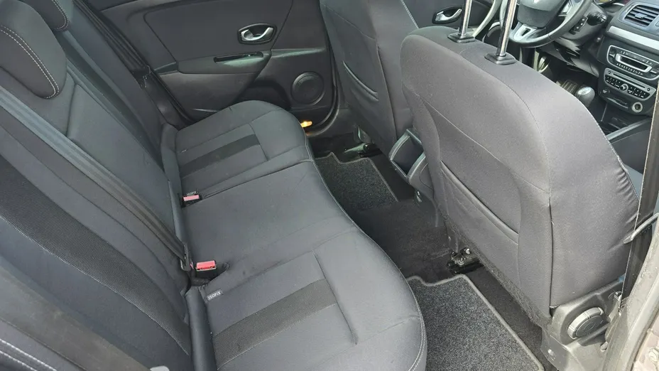 RENAULT Megane -