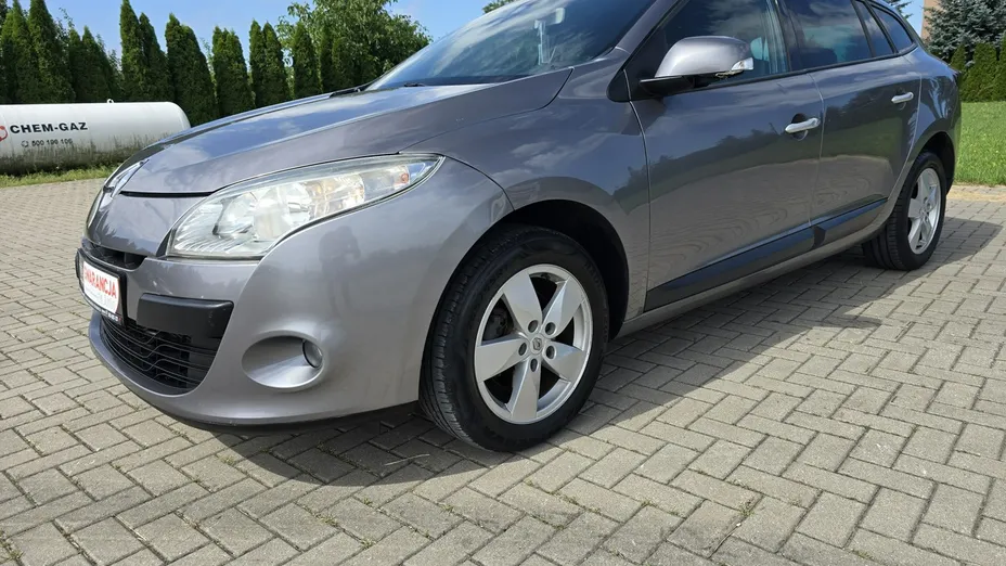 RENAULT Megane -