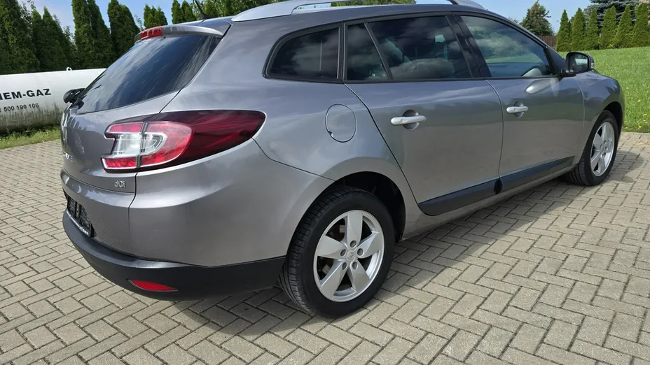 RENAULT Megane -