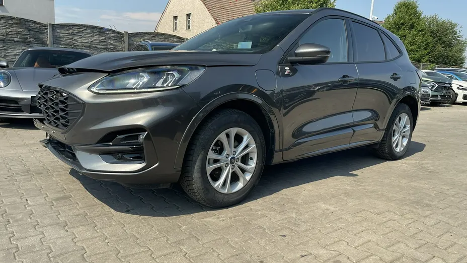 FORD Kuga -