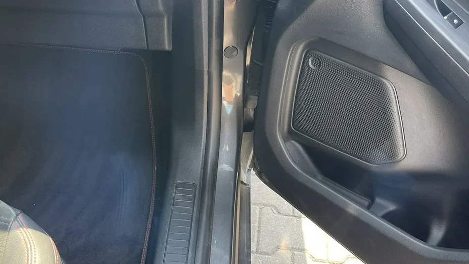 FORD Kuga -