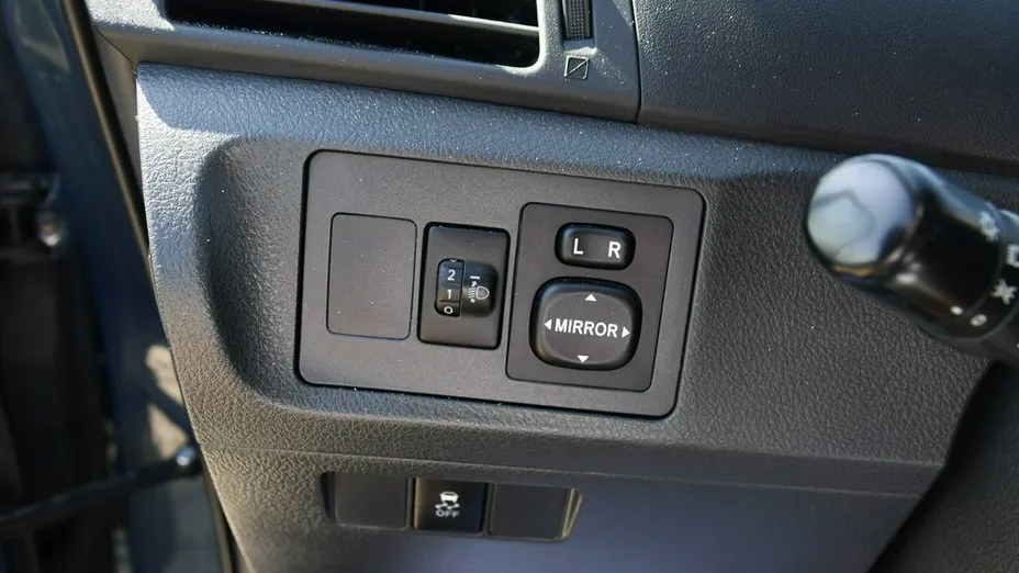TOYOTA Verso -
