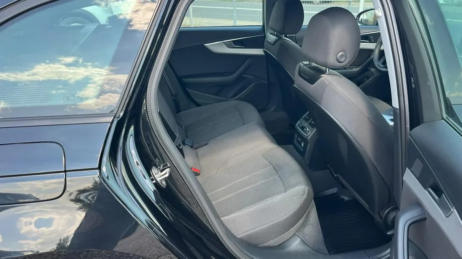 AUDI A4 Avant -