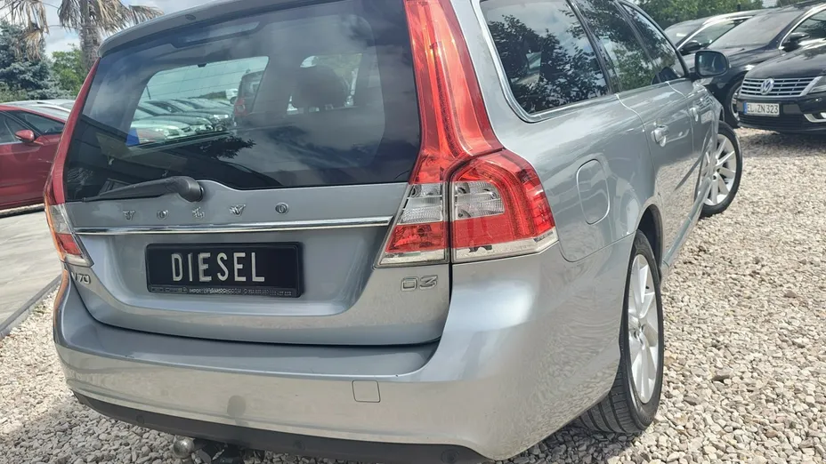 VOLVO V70 -