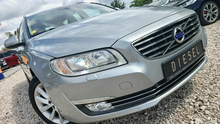 VOLVO V70 -