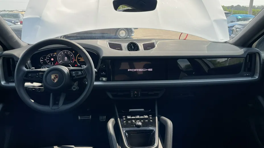 PORSCHE Cayenne -