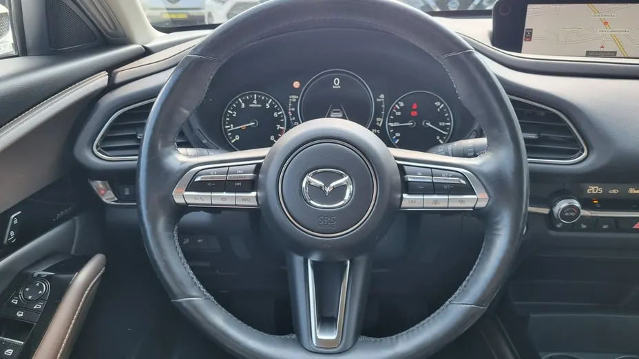 MAZDA CX-30 -