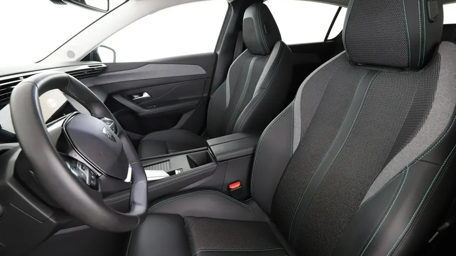 PEUGEOT 308 -