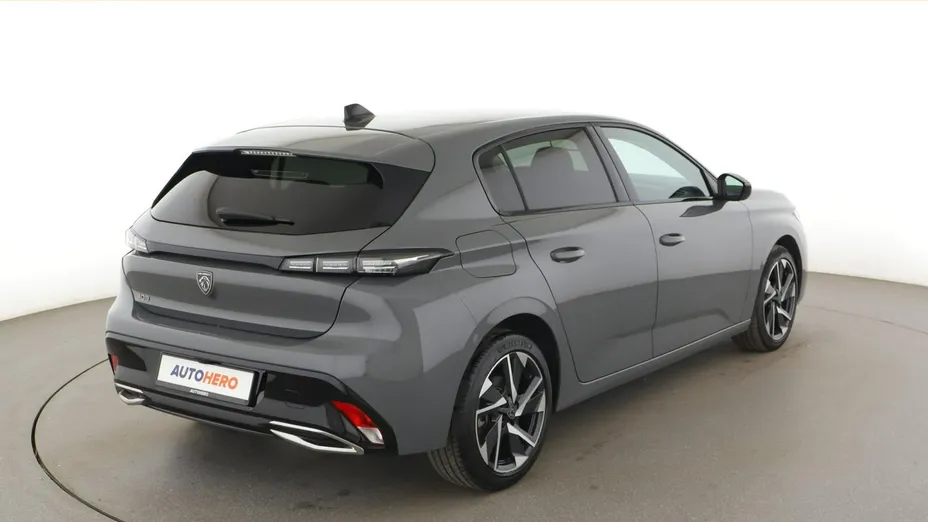 PEUGEOT 308 -