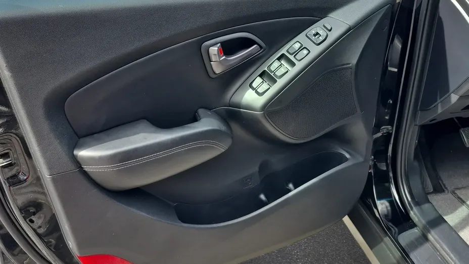 HYUNDAI Tucson -