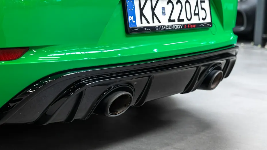 PORSCHE 718 -