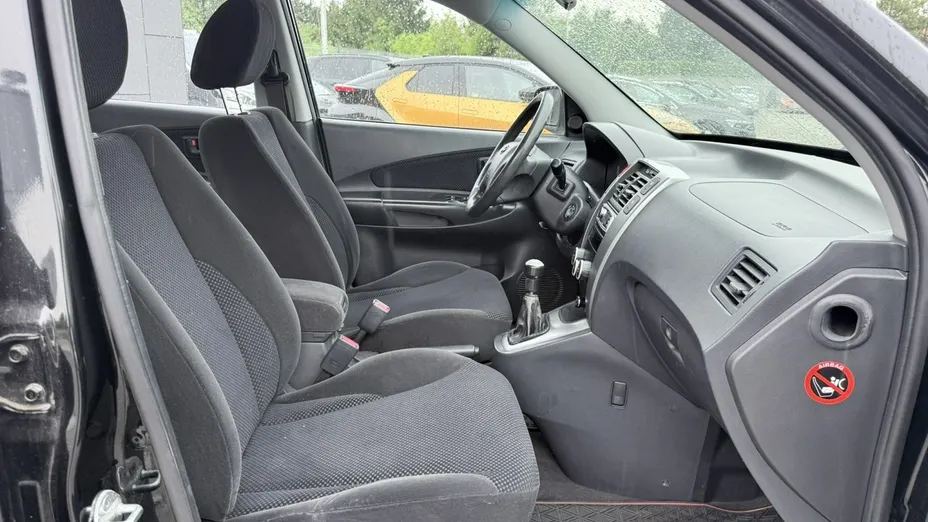 HYUNDAI Tucson -