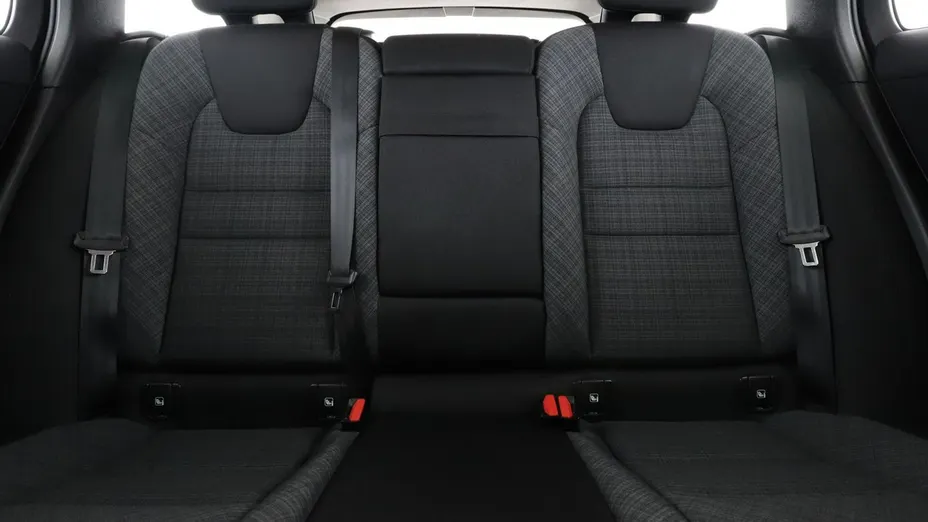 VOLVO V60 -