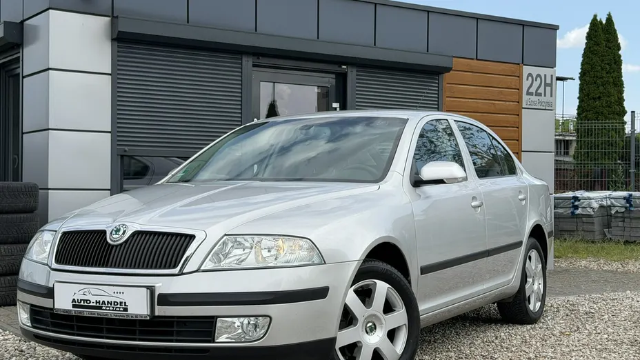 SKODA Octavia -