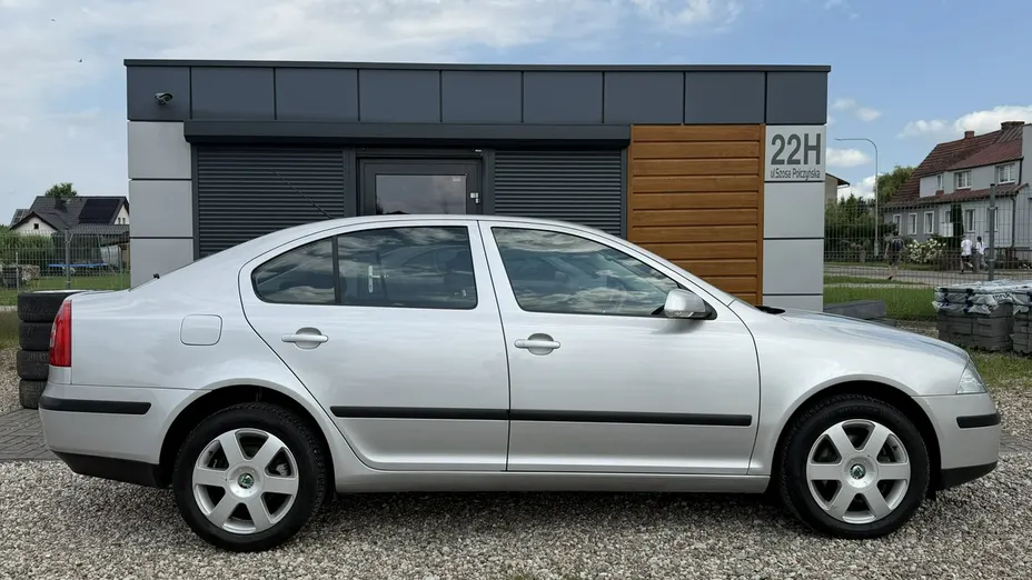SKODA Octavia -