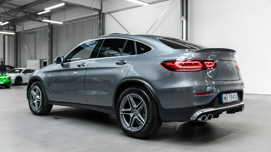 MERCEDES-BENZ GLC -