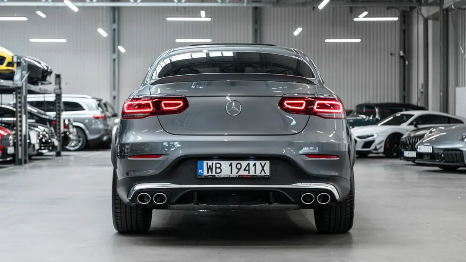 MERCEDES-BENZ GLC -