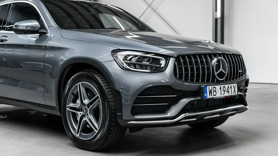 MERCEDES-BENZ GLC -