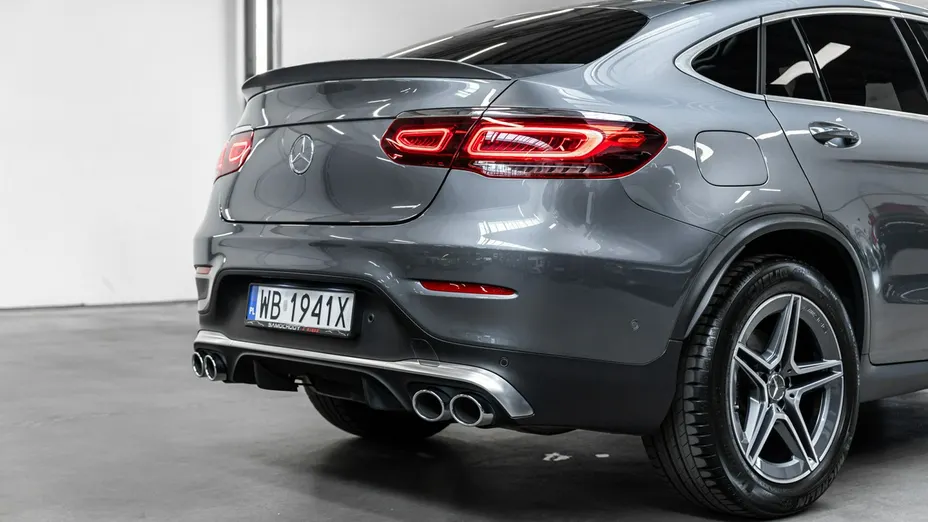 MERCEDES-BENZ GLC -