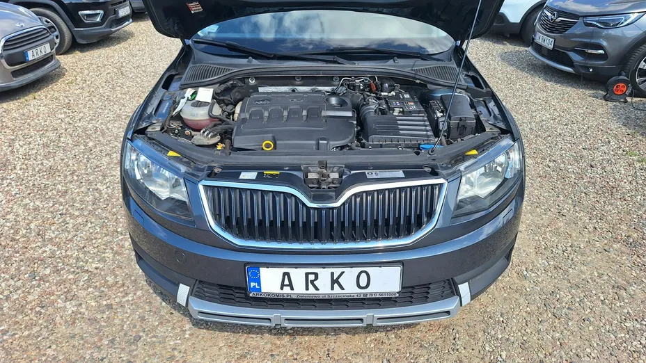 SKODA Octavia -