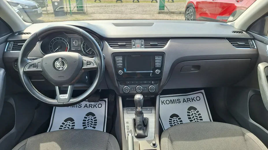 SKODA Octavia -