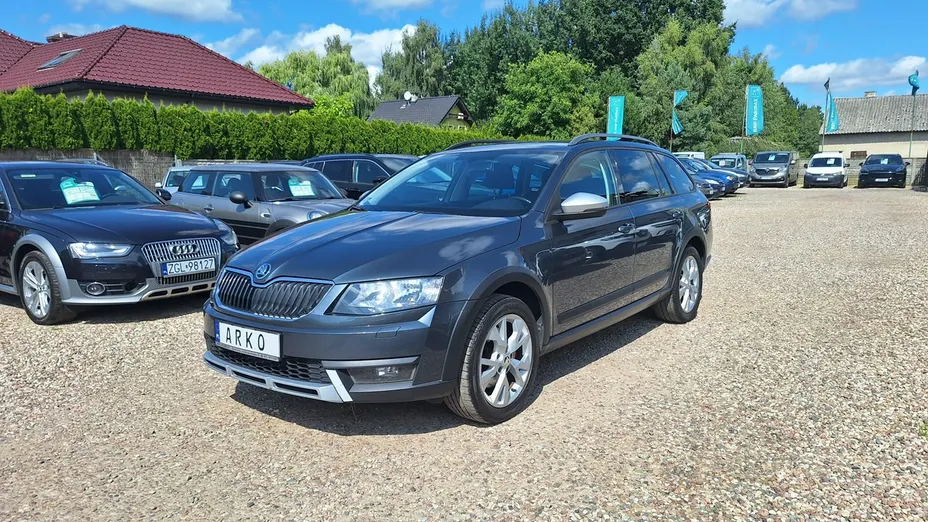 SKODA Octavia -