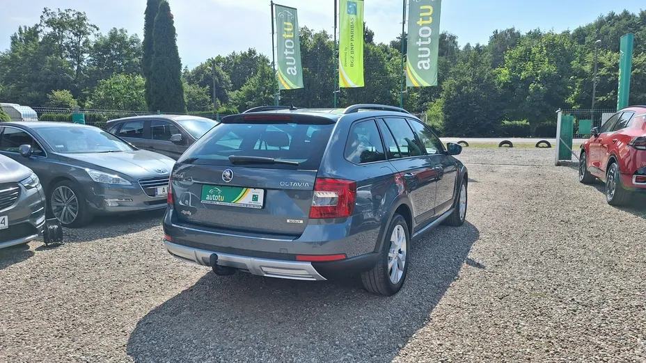SKODA Octavia -