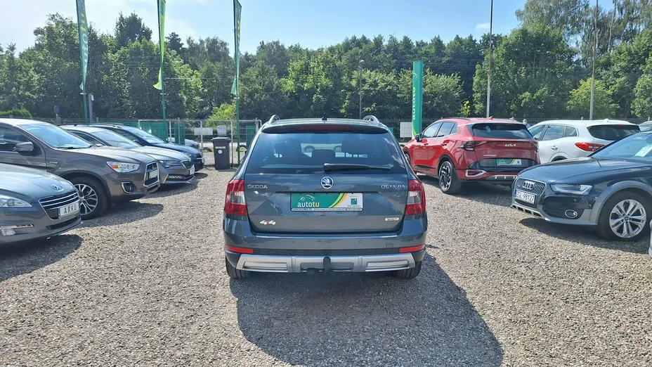 SKODA Octavia -