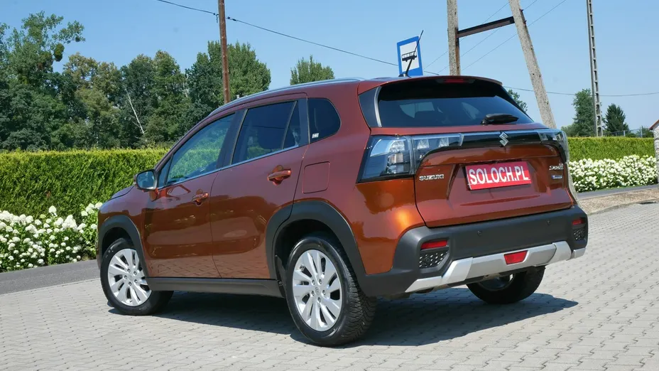SUZUKI S-Cross -