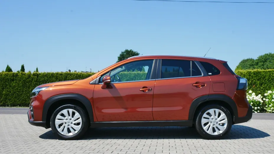 SUZUKI S-Cross -