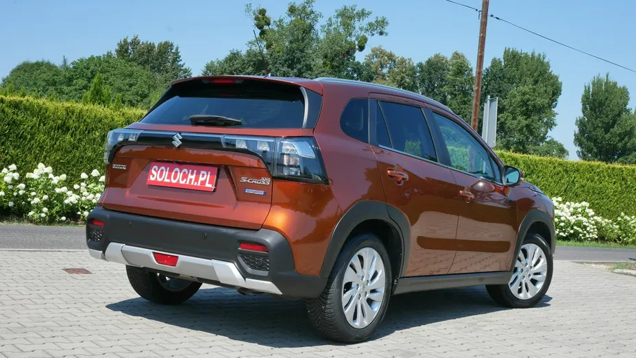 SUZUKI S-Cross -