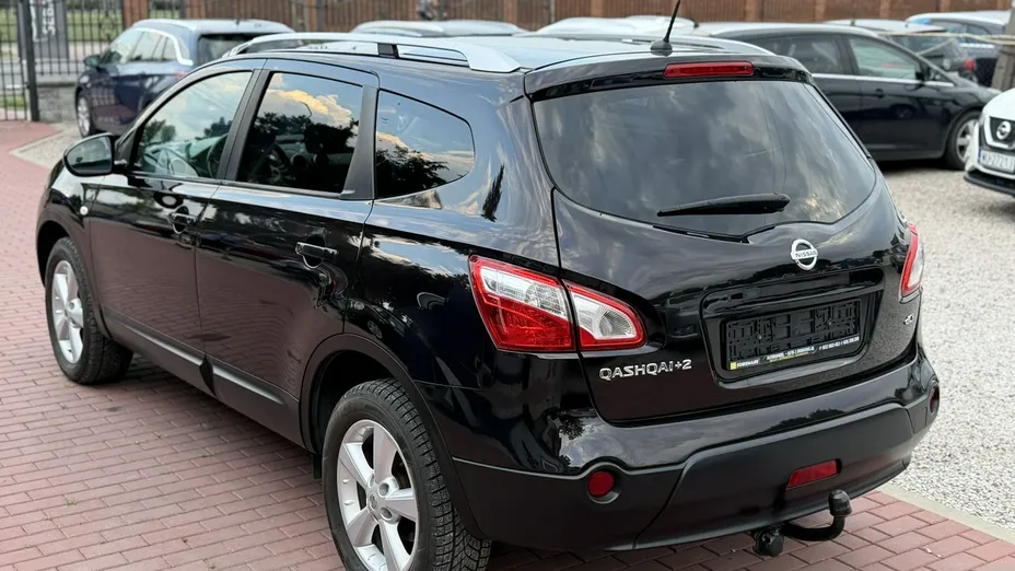 NISSAN Qashqai+2 -