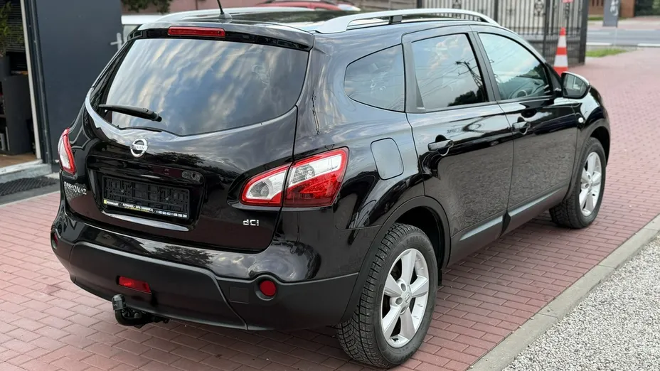 NISSAN Qashqai+2 -
