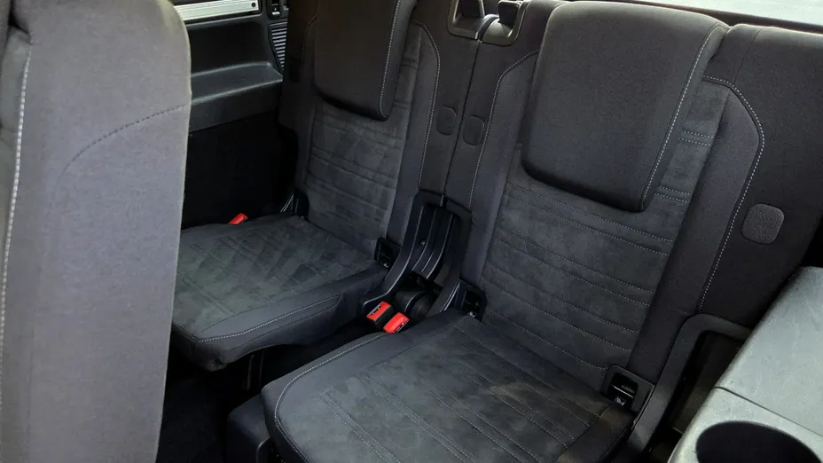VOLKSWAGEN Touran -