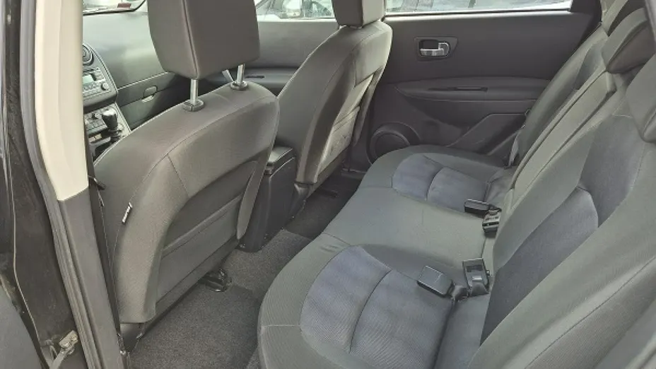NISSAN Qashqai -
