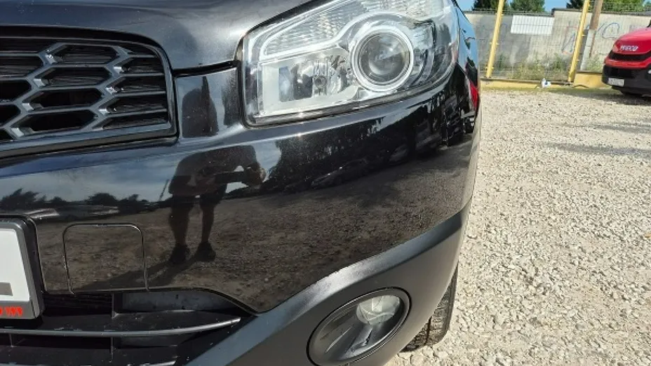 NISSAN Qashqai -