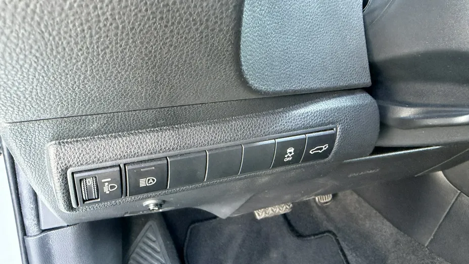 TOYOTA Corolla -